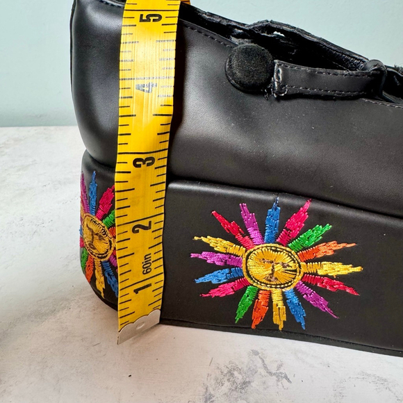 Farm Rio Ballerina Platform Mary Jane Shoes 7.5 Embroidered Sunshine - Picture 14 of 15